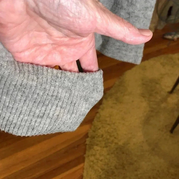 Trisha Tyler gray pullover sweater. Small pocket on front left. Size S - Picture 3 of 11